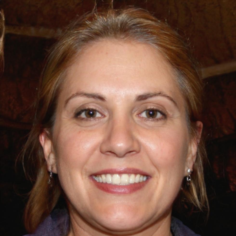 Porträt von Teilnehmerin des Finanzprogramms